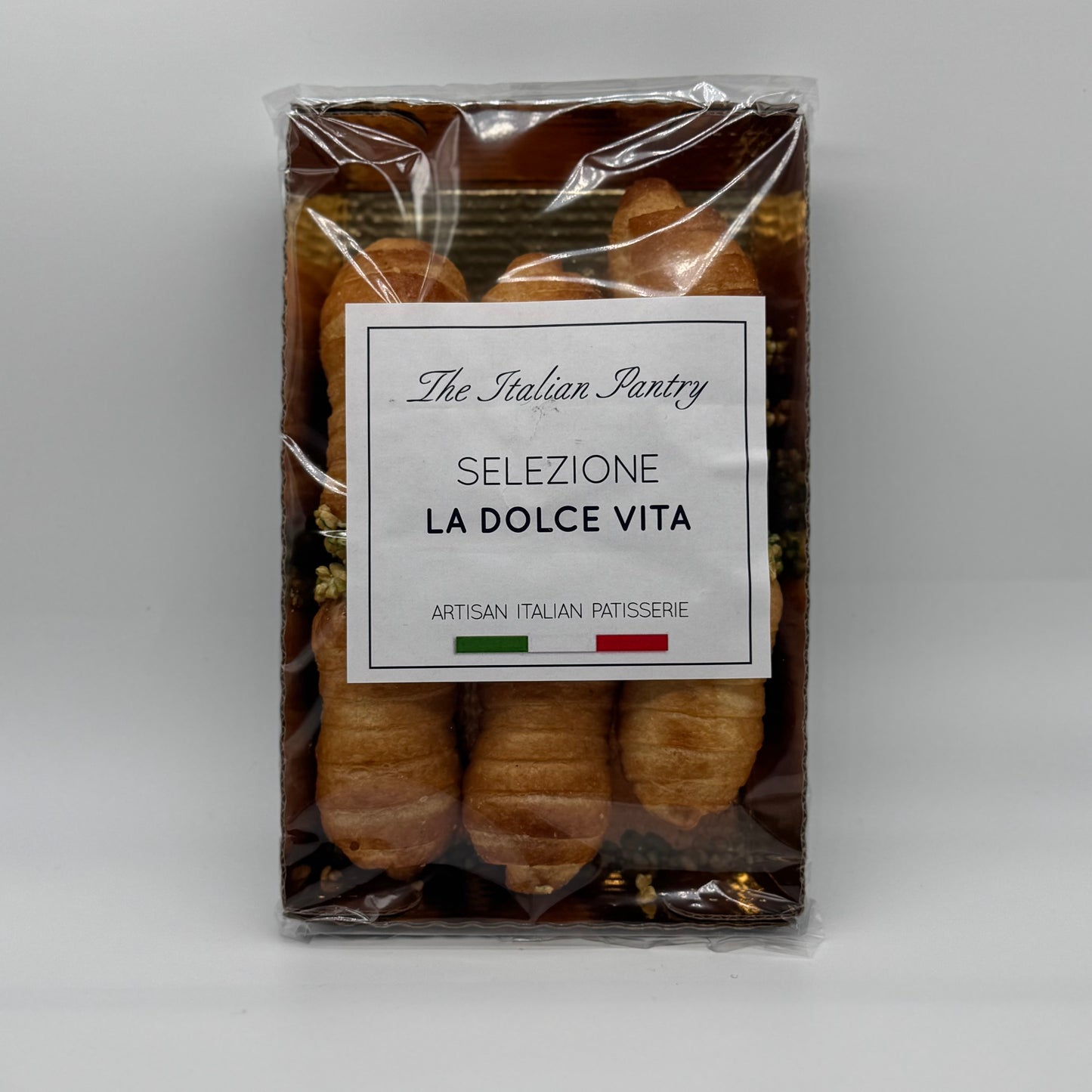 Pistachio Cream Puff Pastry Cannolo with Chopped Hazelnuts 200g