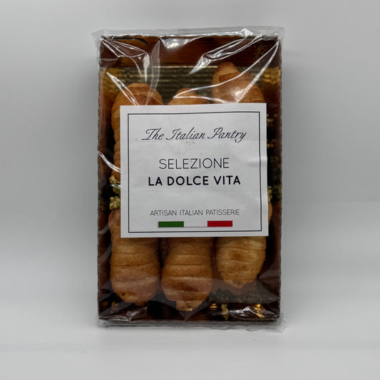 Pistachio Cream Puff Pastry Cannolo with Chopped Hazelnuts 200g